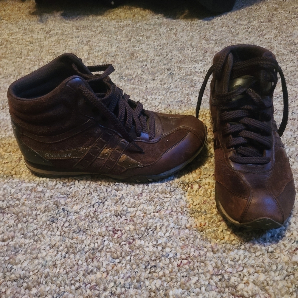 🐰Skechers Dark Brown Women's Sneakers